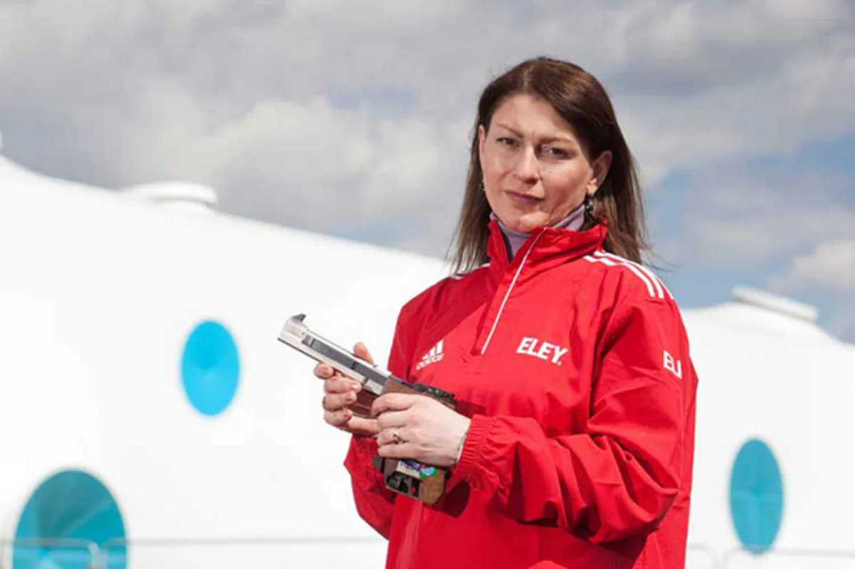 Olimpiadalara ən çox qatılmış qadın idmançı karyerasını bitirdi