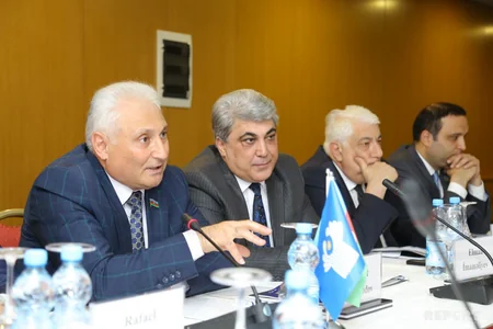 Azərbaycan Respublikasının ictimai-siyasi həyatında QHT-lərin rolu mövzusunda tədbir keçirilib