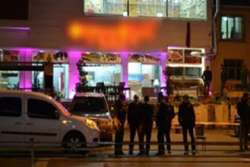 İstanbulda məhkəmə binasının həyətində atışma olub, 20 nəfər tutulub