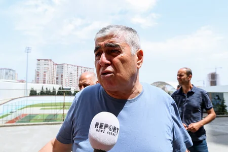 Ağalar Cavadov