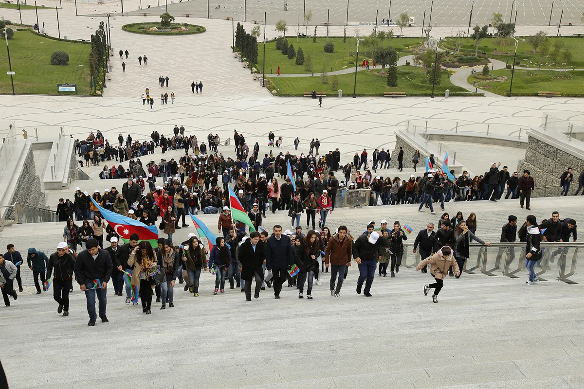 Flag march held in Baku
