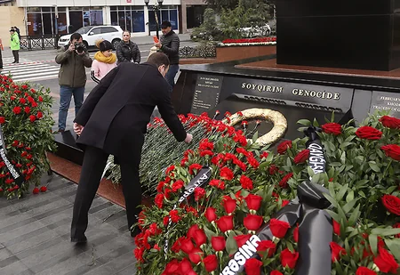 Gianni de Biasi visits memorial to Khojaly genocide victims
