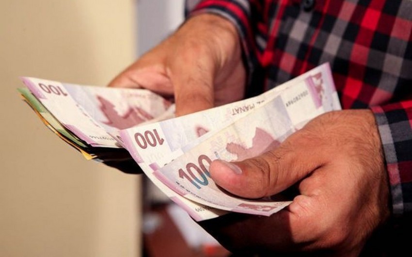 Azərbaycan əhalisinin gəlirləri 9%-dən çox artıb