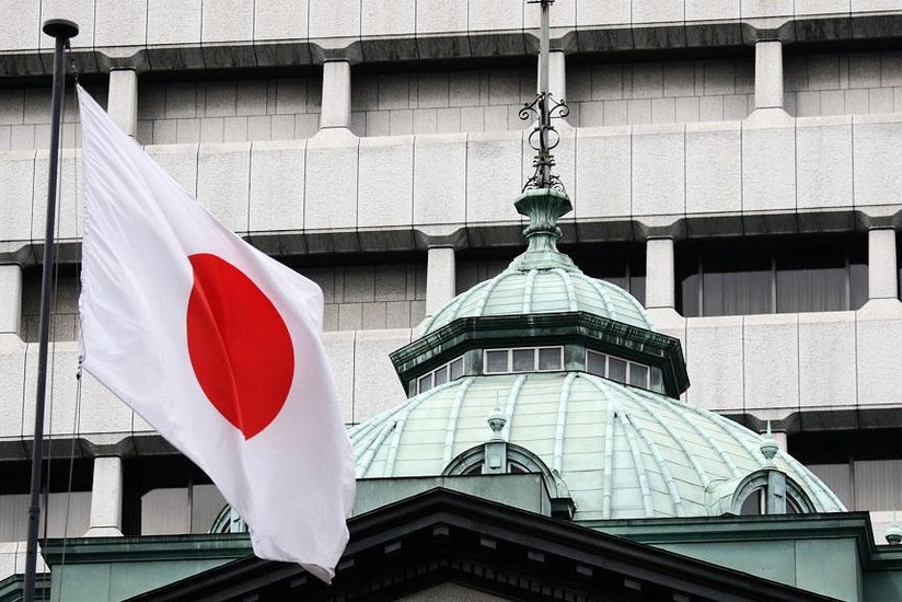 Japan's Kishida shuffles Cabinet and party posts to solidify power