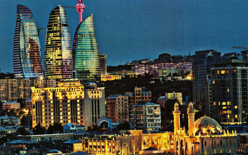 Bakıda biznes mərkəzinin açılması məsələsi Həştərxanda müzakirə olunub