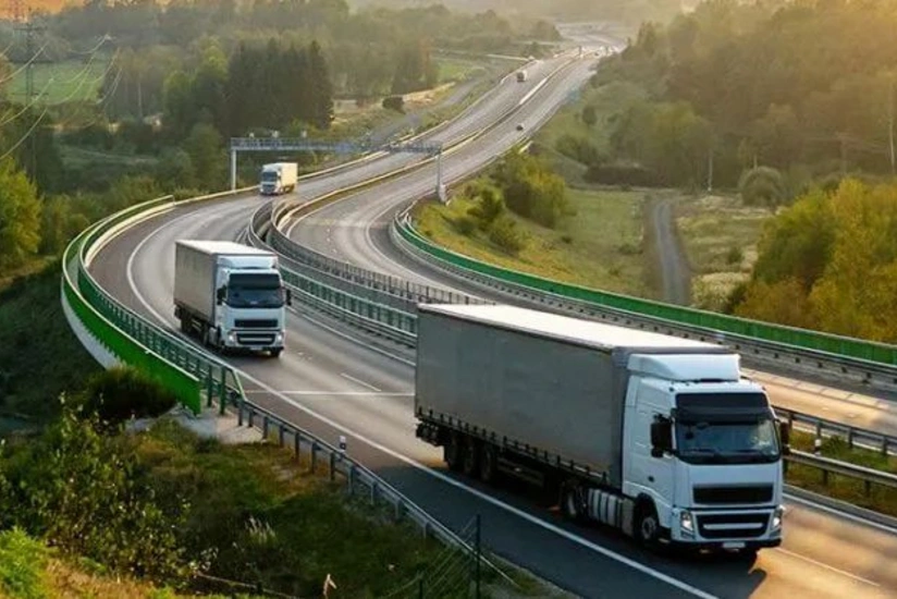 Azerbaijan starts transporting goods by road to Pakistan, UK