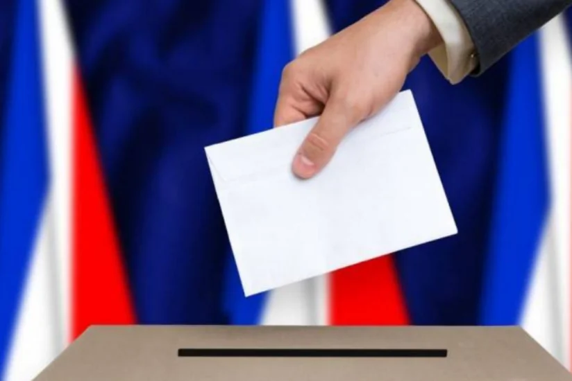 Второй тур выборов президента Франции начался за пределами европейской части страны