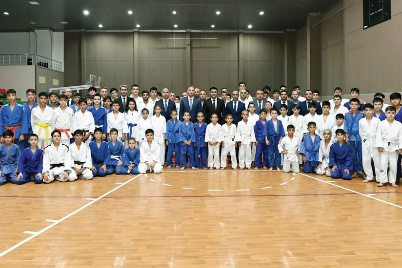 Rəşad Nəbiyev Naxçıvanda cüdoçularla görüşüb