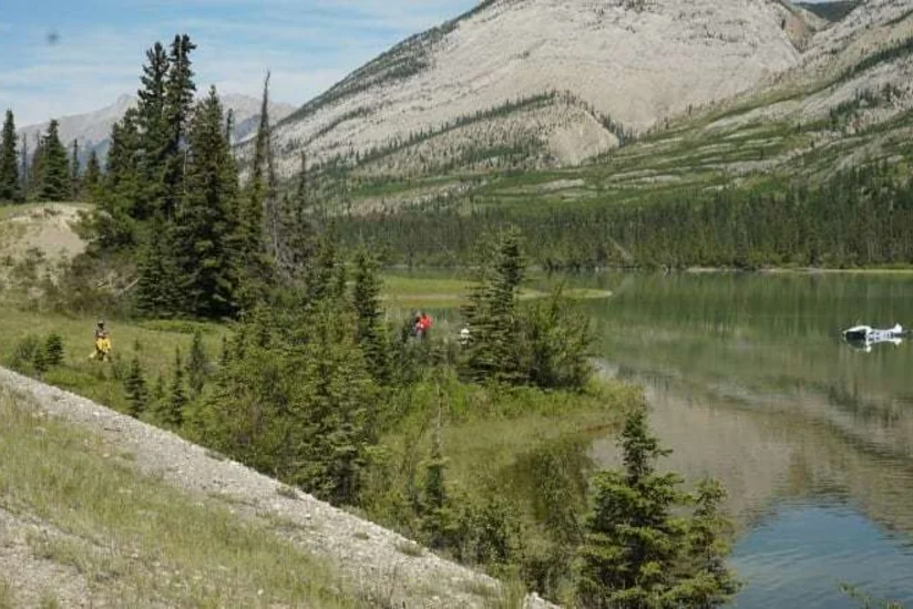 В Канаде упал в реку небольшой самолет