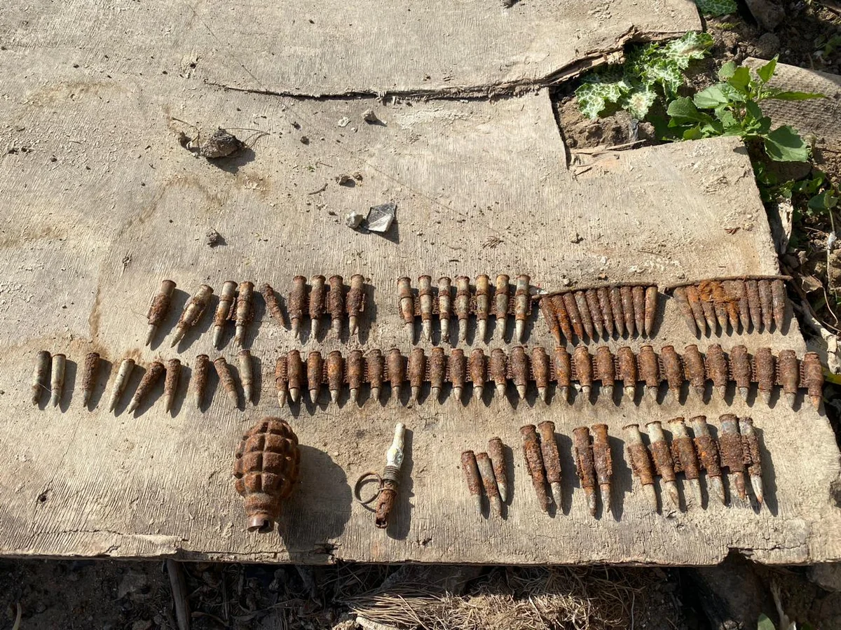 Bakıda əl qumbarası və mərmi aşkarlanıb