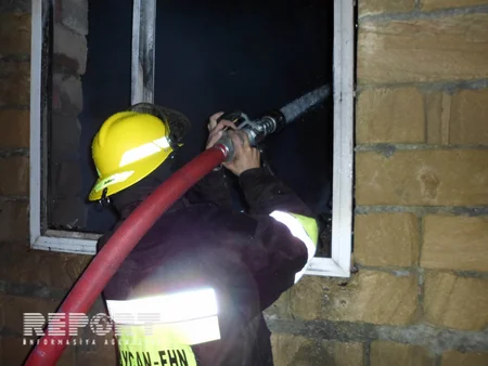 Lənkəranda iki otaqlı ev yanıb - FOTO