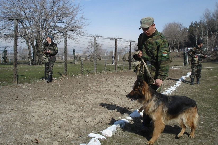 ​Qırğızıstanda sərhədə basqın olub: bir əsgər ölüb, ikisi yaralanıb