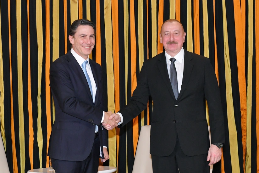 Amos Hoxşteyn: Azərbaycan regionda strateji əhəmiyyətə malik ölkədir