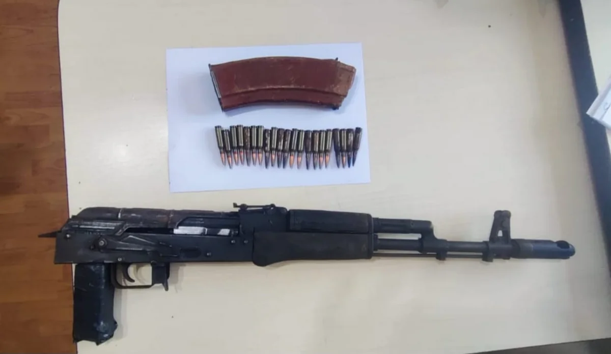 Cəlilabadda Kalaşnikov avtomatı, 5 ədəd tüfəng aşkarlanıb