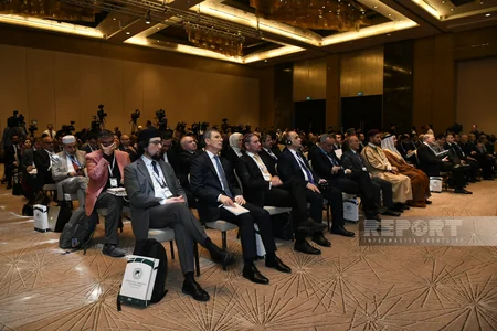 Int’l conference to combat Islamophobia gets underway in Baku