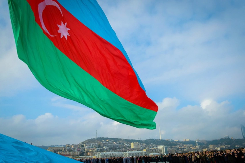 Azərbaycan cəmiyyətində siyasi birlik mövcuddur - SORĞU