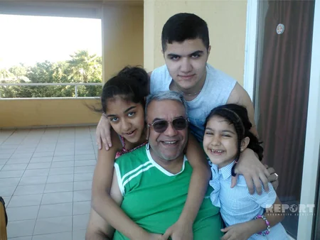 On iki ildən sonra dünyaya gələn övlad, atasız böyüyən kiçik qız, məşəqqətli həyat yolu və adı dillər əzbəri olan aktrisa