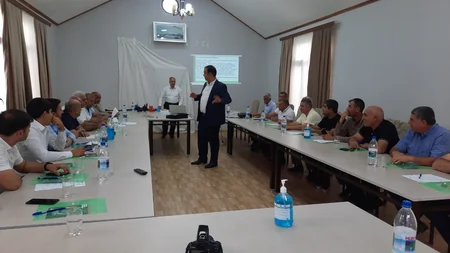 Meşələrdə ağıllı suvarma sisteminin yaradılması mövzusunda təlim keçirilib