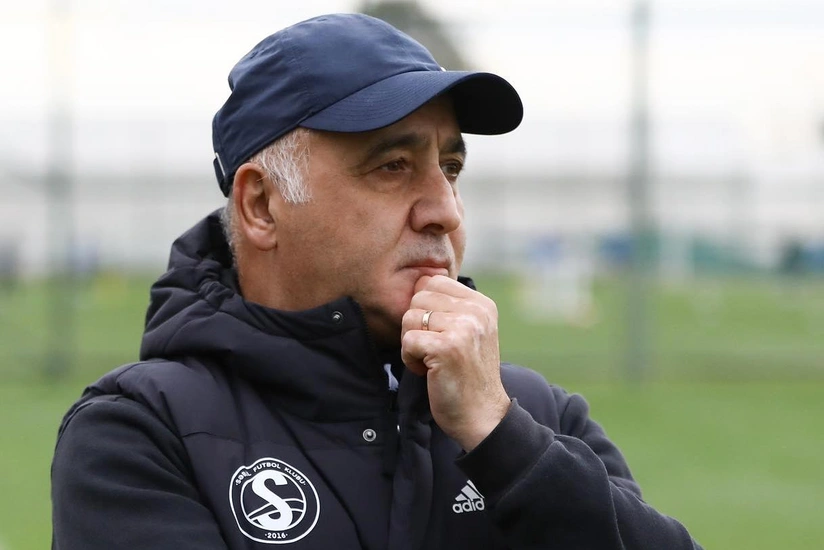 Azərbaycan millisinin sabiq baş məşqçisi: Fransa ilə oyun çox çətin keçəcək