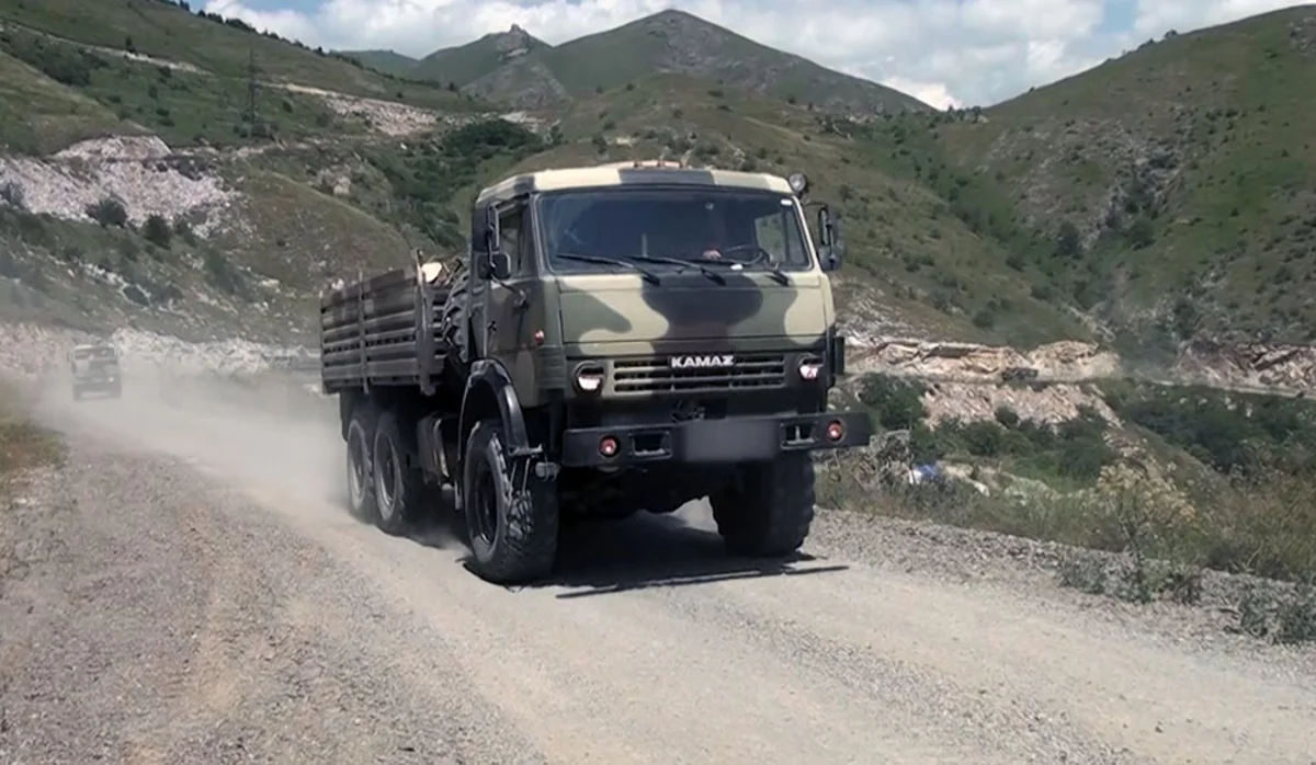 Azərbaycan MN: Hərbi hissələrin hərtərəfli təminatına xüsusi diqqət yetirilir