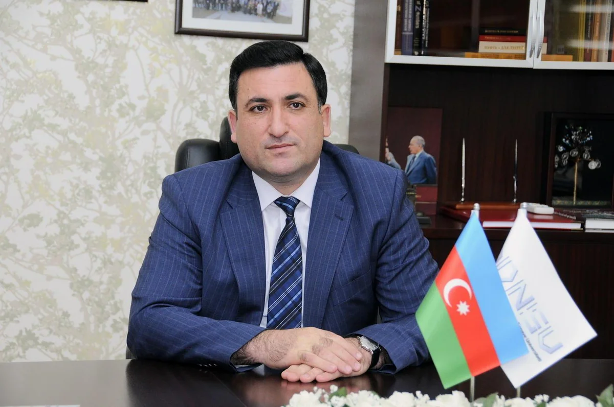 Mustafa Babanlı Dövlət Neft və Sənaye Universitetinin rektoru vəzifəsindən azad edilib