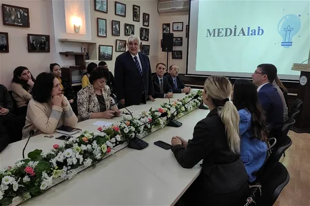 MEDİA Agentliyi ilə Azərbaycan Dillər Universiteti arasında görüş keçirilib