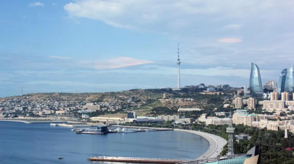 ​Azərbaycan yaxın 10 ildə qeyri-neft sektorunu iki dəfə artıracaq