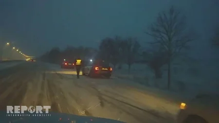 Gürcüstanda zəncirvari qəza baş verib, 20-dən çox maşın toqquşub - FOTO - VİDEO