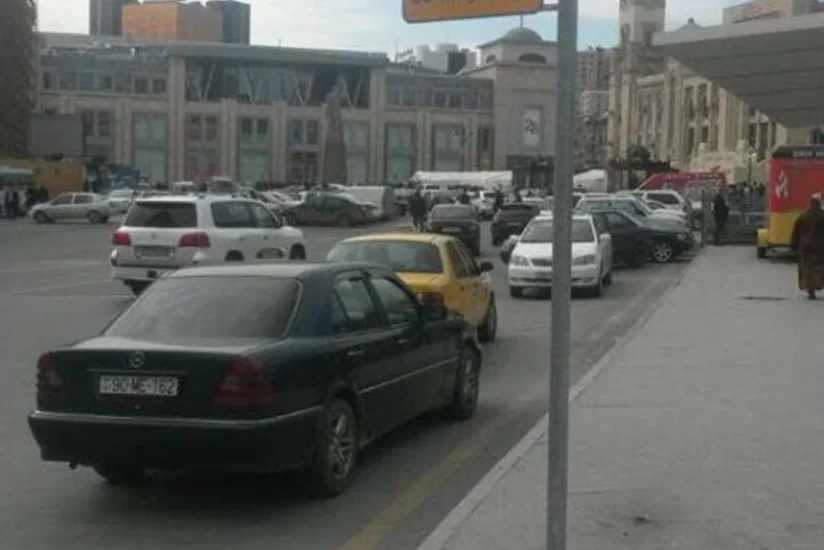 Bakıda daha 55 taksi dayanacağı yaradılıb