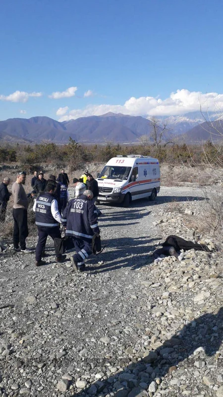 Oğuzda ağır yol qəzasında ölənlərin sayı 3-ə çatıb, xəsarət alanlar var