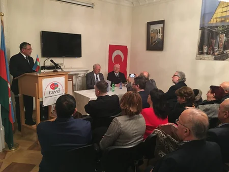 Berlində Xocalı soyqırımının 26-cı ildönümü ilə bağlı anım tədbiri keçirilib