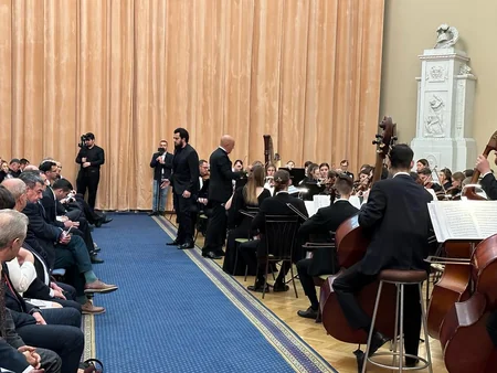 Sankt-Peterburqda Heydər Əliyevin 100 illiyi münasibətilə klassik konsert gecəsi təşkil edilib
