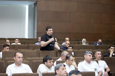 Azərbaycan gömrüyündə bəyanetmə zamanı yaranan çətinliklər müzakirə edilib