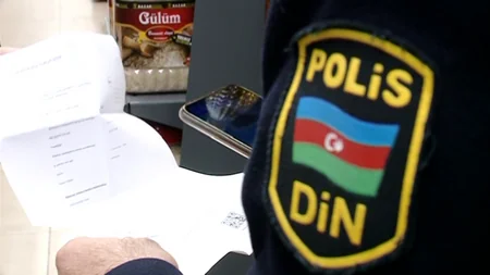Polis Gəncədə reyd keçirdi