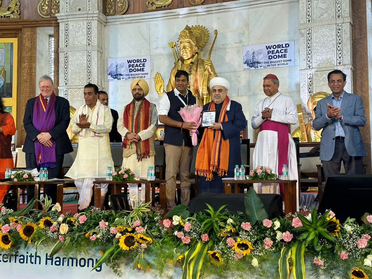 QMİ sədri Hindistanda keçirilən G20 dinlərarası forumda iştirak edib