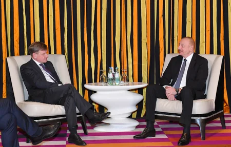 Ilham Aliyev meets with Chairman of Bundestag's Parliamentary Group