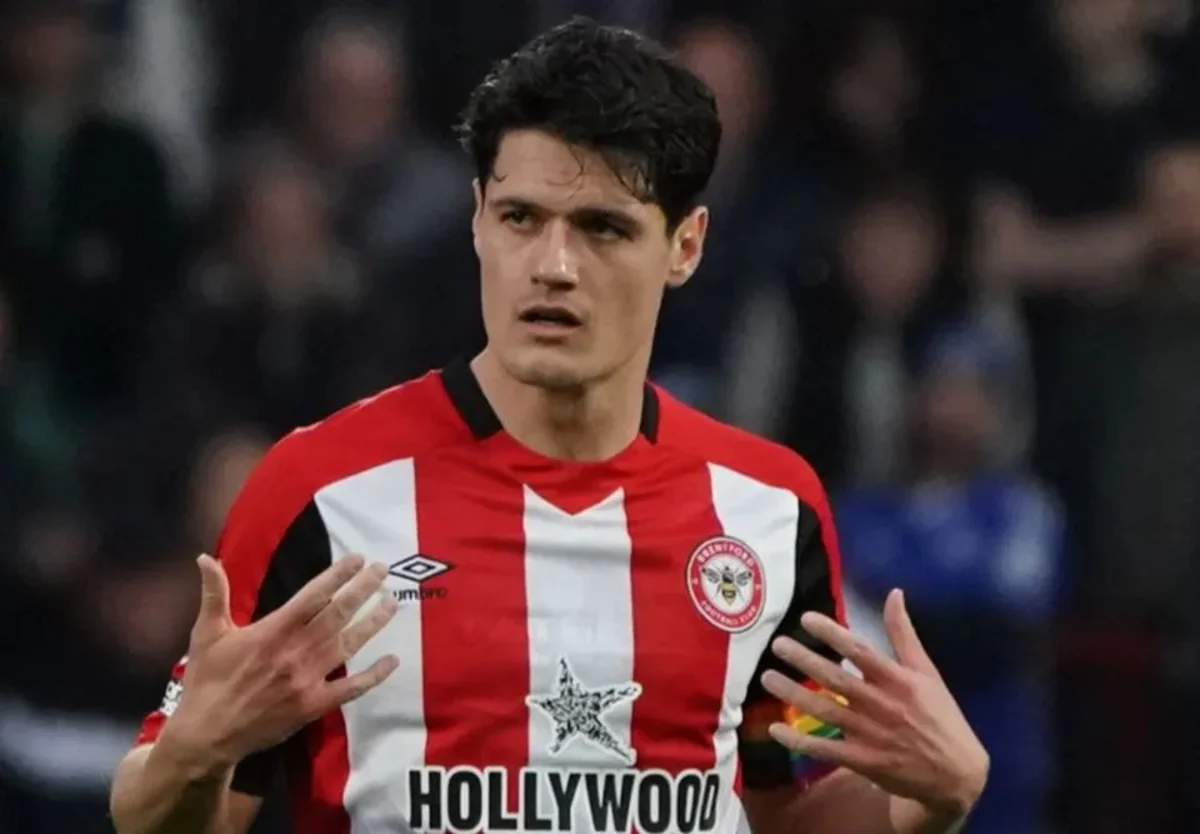 Danimarkalı futbolçu Arsenala keçib