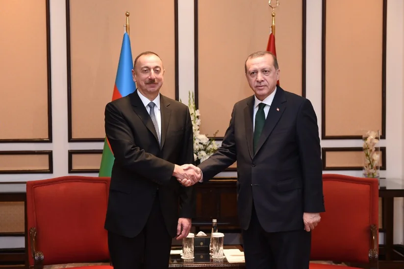 Azərbaycan və Türkiyə Prezidentləri ölkələrimiz arasında dostluq və qardaşlıq əlaqələrinin inkişafından məmnunluq ifadə ediblər - YENİLƏNİB