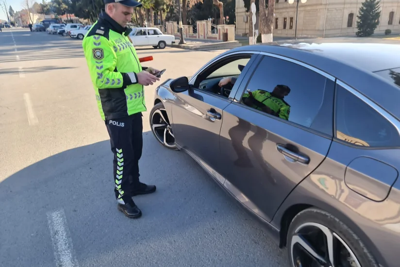 Balakəndə təhlükəsizlik kəmərindən istifadə etməyən sürücülər barəsində tədbir görülüb