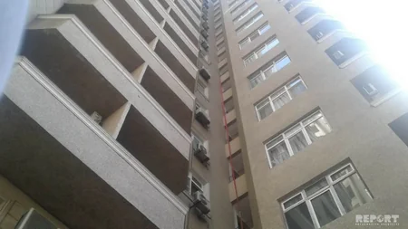 Piramida plazada baş verən yanğın söndürülüb - FOTO - VİDEO - YENİLƏNİB-2