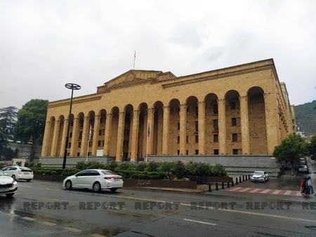 Dəyişməyən Tbilisi, hostelə çevrilən fabrik və dəyişən Neftçi - VİDEO - REPORTAJ - YENİLƏNİB