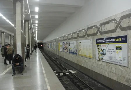 “Əhmədli” metrostansiyasında yeni işıqlandırma sistemi quraşdırılıb