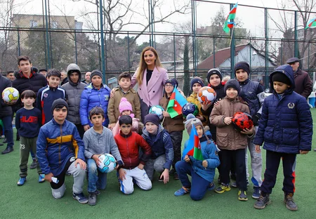 Könül Nurullayeva Qarabağ müharibəsi əlilləri, veteranları, şəhid ailələri və Çernobıl əlilləri ilə görüşüb