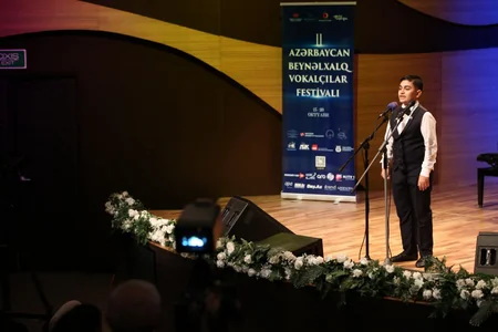 II Azərbaycan beynəlxalq vokalçılar festivalının üçüncü günü başlayıb