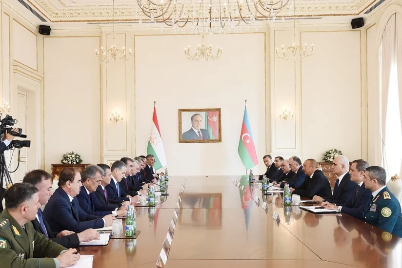Azerbaijani, Tajik presidents held expanded meeting