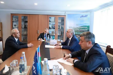 AAYDA rəhbəri Qəbələ və Oğuzdan olan vətəndaşları qəbul edib