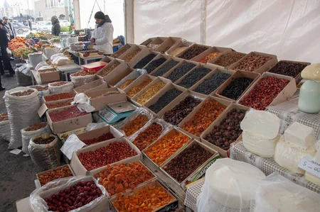 Bakıda Novruz bayramı ilə əlaqədar yarmarkalar açılıb