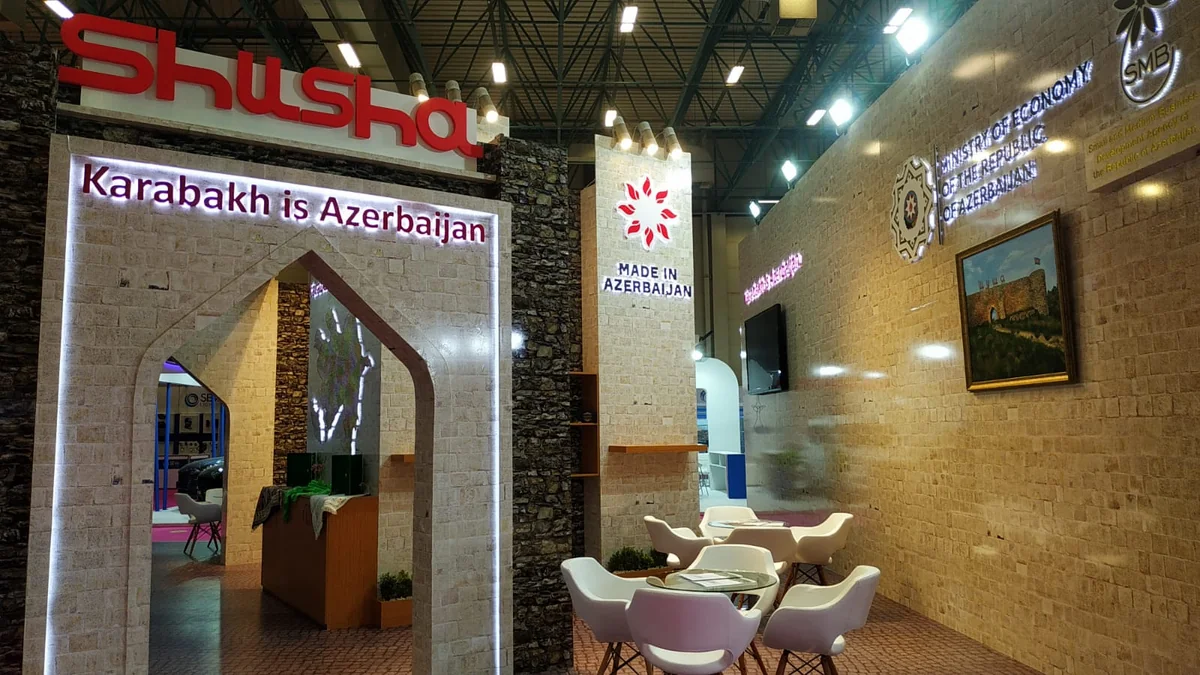 İstanbulda Qarabağ Azərbaycandır stendi açılıb