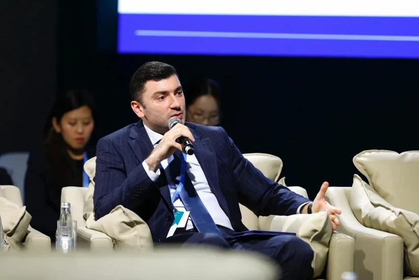 ADY sədrinin müşaviri: “Ötən ildən etibarən dəmir yolunda karbon emissiyası 9 % azalıb”
