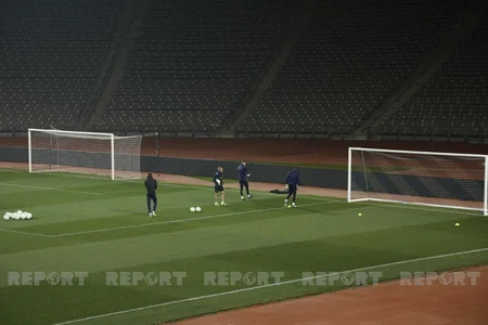 Marsel Respublika stadionunda məşqə çıxıb